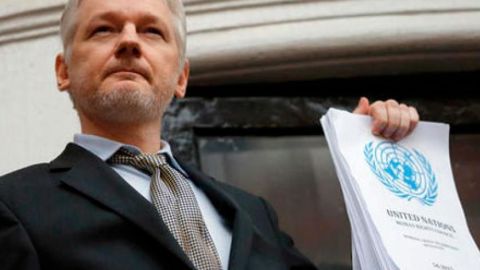 Ven riesgo en oferta de asilo de AMLO a Assange