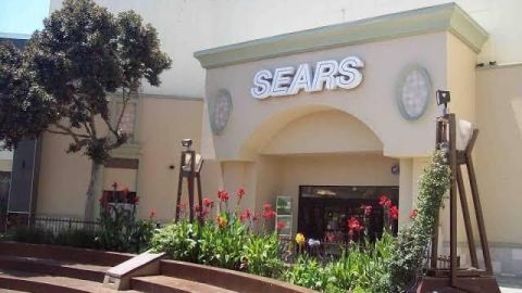 Brote de COVID en Sears Río; empresa se niega a sanitizar su tienda