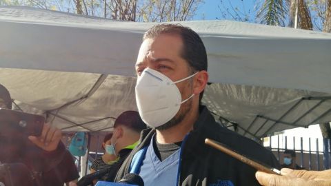 Menosprecian a médicos municipales de Tijuana: no los vacunan contra Covid19
