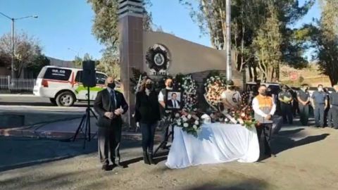 Realizan honras fúnebres a director de protección civil de Tecate