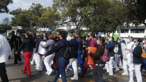 Denuncian explotación de pasantes en Hospital General de Tijuana