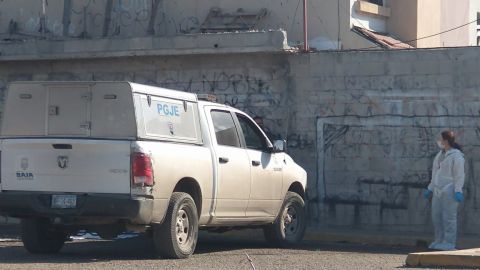 Dejan cuerpo atado de pies y manos en Urbi Villa del prado segunda sección