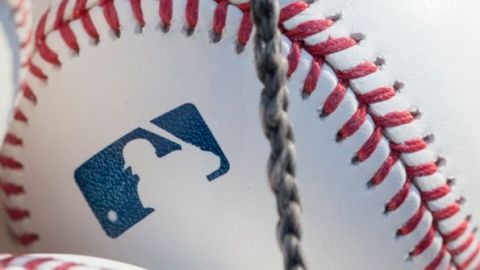 Asociación de Jugadores de MLB rechaza jugar con bateador designado universal