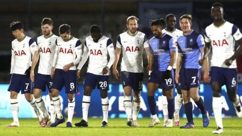 Tottenham se lleva susto ante Wycombe pero avanza en Copa FA
