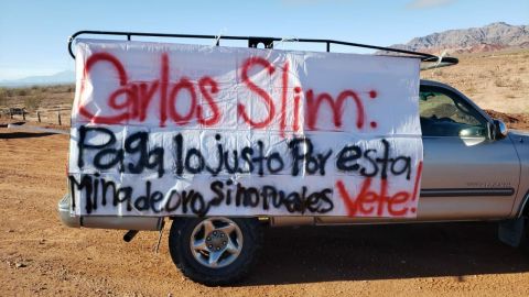 Ejidatarios toman mina de Carlos Slim en carretera a San Felipe