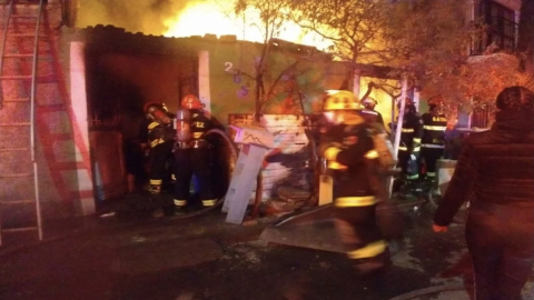 Familia muere durante incendio en Aguascalientes