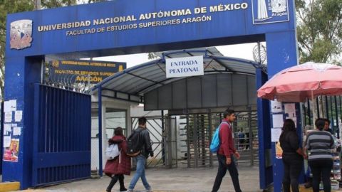 ''Lo primero que veo son sus chichis''  suspenden a profesor de la UNAM