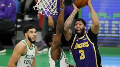 Davis consigue 27 puntos en triunfo de Lakers sobre Celtics
