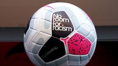 FA promete actuar tras mensajes racistas contra jugadores