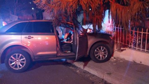 Choca contra un domicilio en Colinas de Agua Caliente