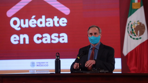 Regreso de AMLO dependerá de él y equipo médico: López-Gatell