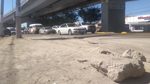 Sigue bache en el boulevard Industrial de Otay