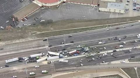 VIDEO: Al menos 5 muertos en carambola de casi 100 vehículos en Texas