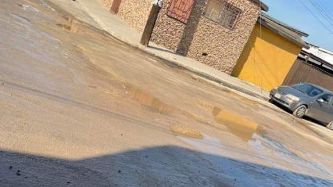 Denuncian fuga de agua en Tijuana