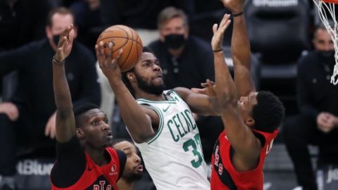 Ojeleye anota 24 puntos; Celtics doblegan a Raptors