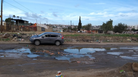 Derrame de aguas negras en El Murúa