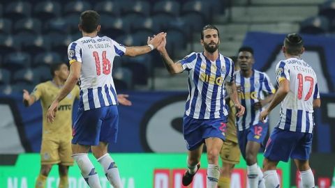 El Porto salva los puntos ante el Boavista de Porozo y Elis