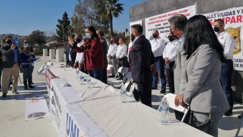 Alcaldesa se presenta a  Manifestación de  Asociación de Policías de Tijuana