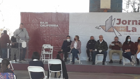 Alcaldesa de Mexicali atiende jornada de La Paz en Tijuana