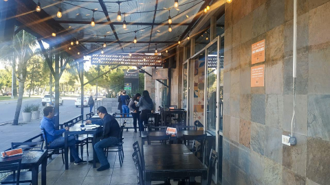 Comercios NO ESENCIALES permanecerán CERRADOS en Tijuana aún en SEMÁFORO NARANJA