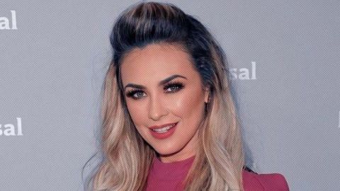 Causa SUSPIROS Aracely Arámbula tras publicar foto desnuda en un jacuzzi