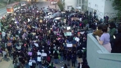 Bloqueo de Via Rápida Poniente por marcha