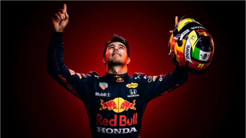 El mexicano ''Checo'' Pérez ya fue vacunado contra Covid-19