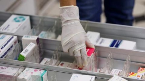 México pide a EEUU vacunas de AstraZeneca tras retrasos en fábrica local