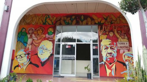 Inauguran Mural que representa lucha migrante y obrera, en  Zona Centro