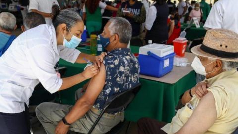AMLO garantiza que habrá suficientes vacunas para todos los mexicanos