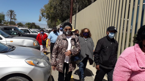 Insisten en no hacer filas previas a la vacunación COVID en Tijuana