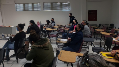 Capacitan a ciudadanía sobre el uso de botones de alarma vecinales