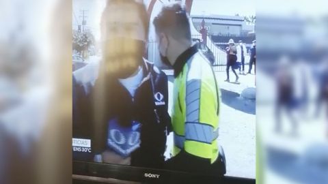 Intentan esposar a periodista en la Monumental de Playas