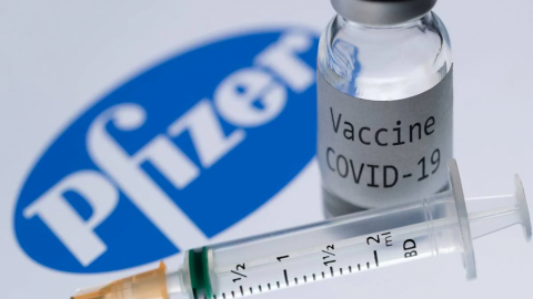 Pfizer confirma que su vacuna de Covid-19 protege durante al menos 6 meses