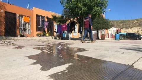 Residentes en Rosarito en riesgo de perder sus hogares