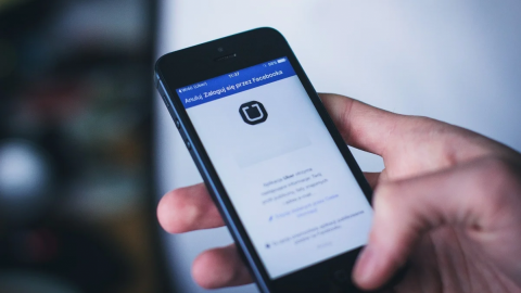 Uber recibe multa por discriminar a una mujer ciega