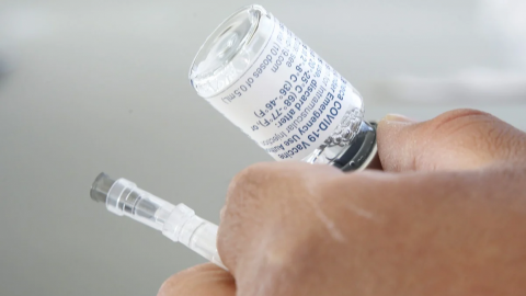 México registra primer caso grave de trombosis asociado con vacuna AstraZeneca