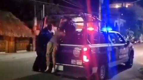 Policías de Tulum protagonizan nuevo episodio de violencia durante detención