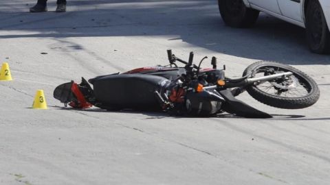 Muere motociclista en accidente