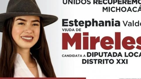 'Viuda de Mireles' usa apellido del exlíder de las autodefensas en campaña