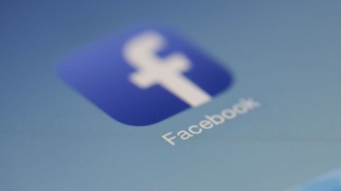 Facebook notificará sobre registros de vacunación anticovid en México
