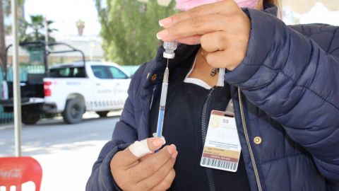 Inicia aplicación de segunda dósis anti-covid 19 en sur de Baja California