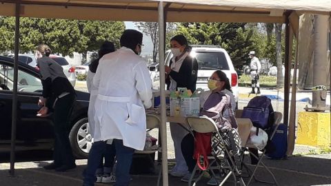 Habilitan 3 sitios de vacunación para adultos mayores en Tijuana