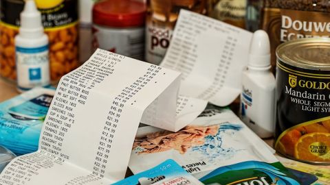 Profeco prohíbe a tiendas de autoservicio revisar tickets de compra