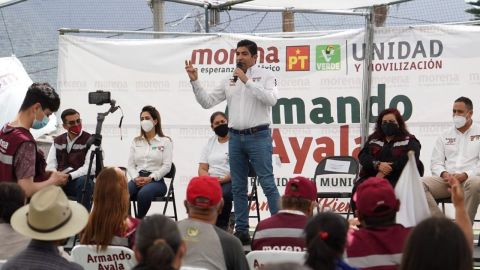 Reúne Armando Ayala 2 mil 500 peticiones ciudadanas en 13 días de campaña