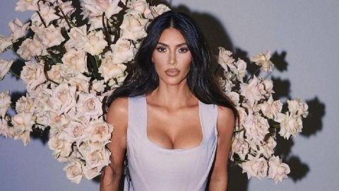 Kim Kardashian presume figura de impacto a sus 40 años