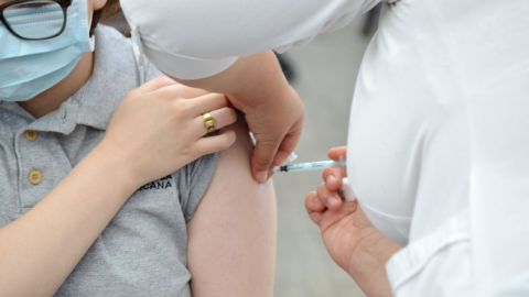 Analizan suspender jornada de vacunación anticovid el 6 de junio por elecciones