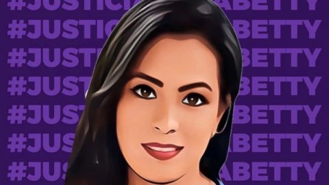 Exigen justicia por la muerte de Betty, doctora custodiada por policías