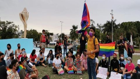 Comunidad LGBT+ protesta en Cancún, Playa del Carmen y Chetumal contra crímenes