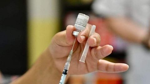 Habilitan 16 puntos de vacunación en BC para personas de 18 años en adelante